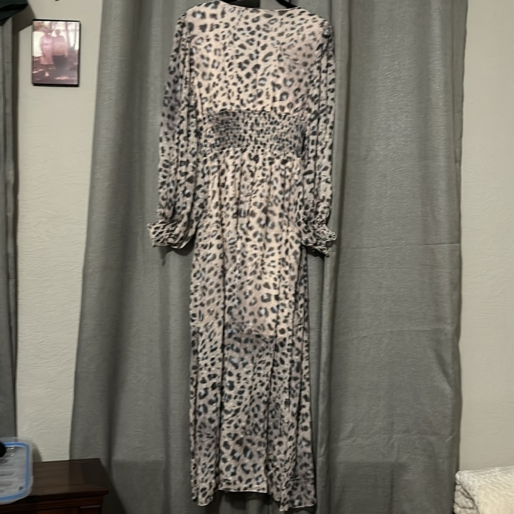 Women’s Fate cold shoulder animal print dress sz small - Picture 5 of 12